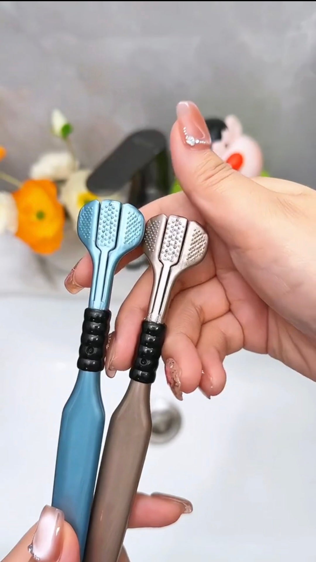 3-Sided Toothbrush – Pack of 4